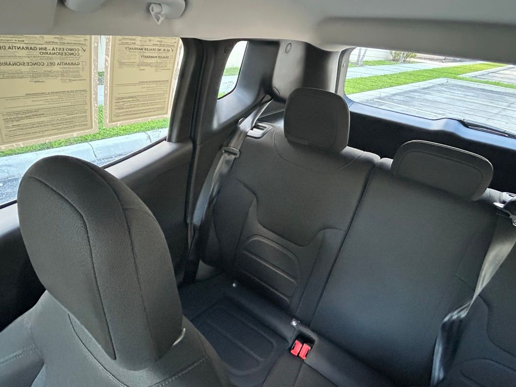 2021 Jeep Renegade Latitude photo 12
