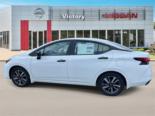 2025 Nissan Versa 1.6 S photo 5