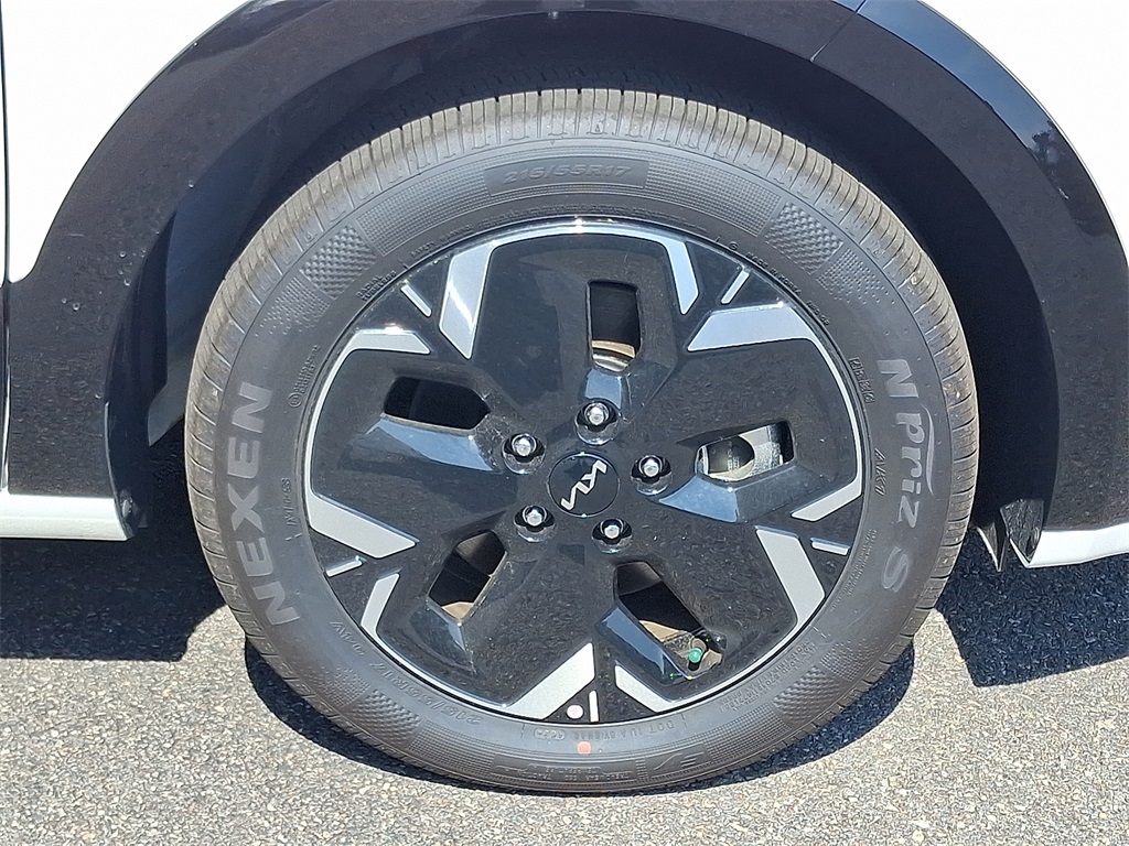 2025 Kia Niro EV Wind photo 8