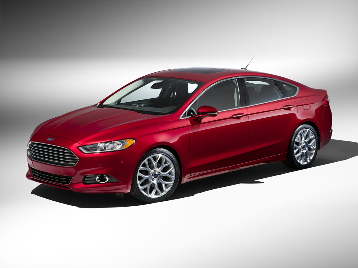 2016 Ford Fusion S's photo