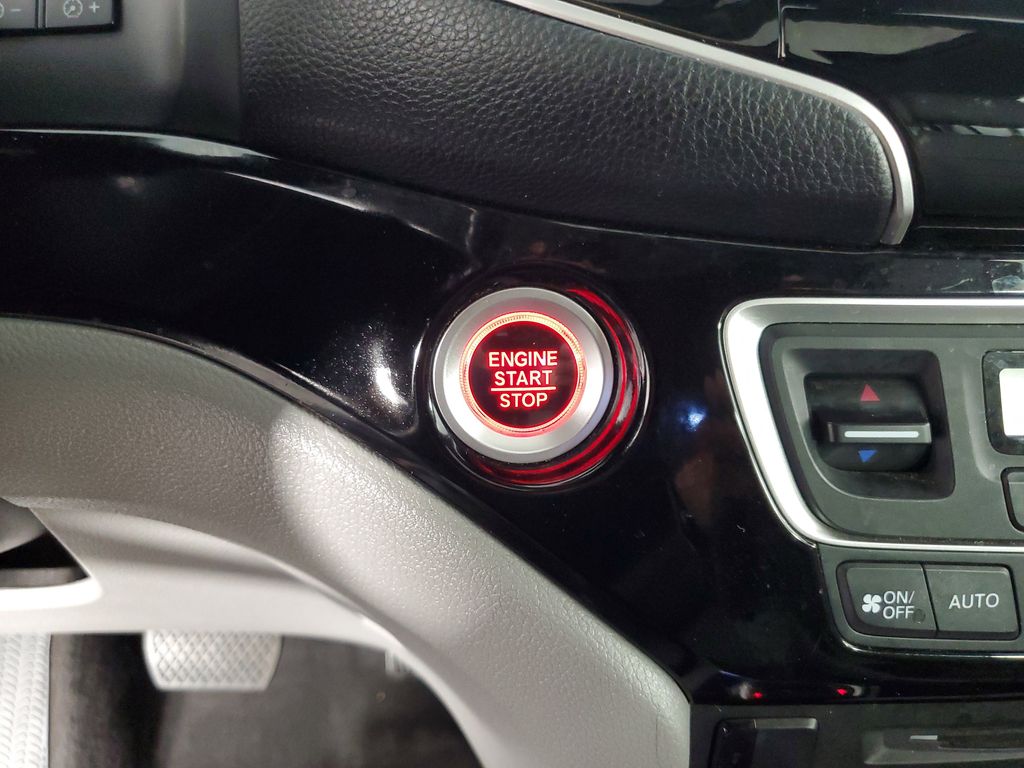 Used 2019 Gray Honda Touring image 21