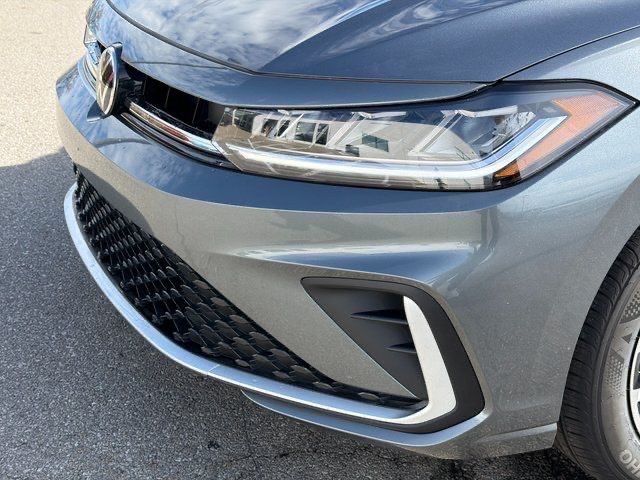 2026 Volkswagen Jetta 1.5T SE photo 4