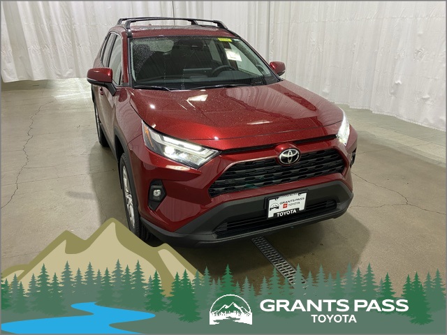 2025 Toyota RAV4 XLE Premium's photo