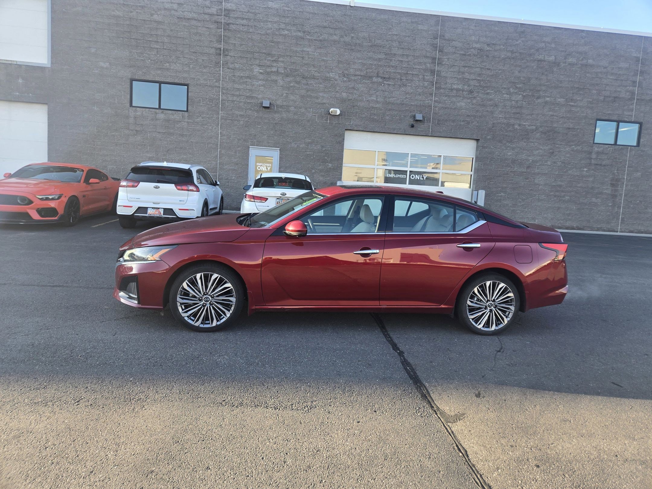 2024 Nissan Altima 2.5 SL photo 2