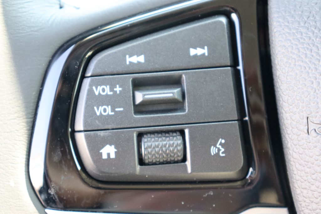2026 Honda Odyssey Touring photo 30