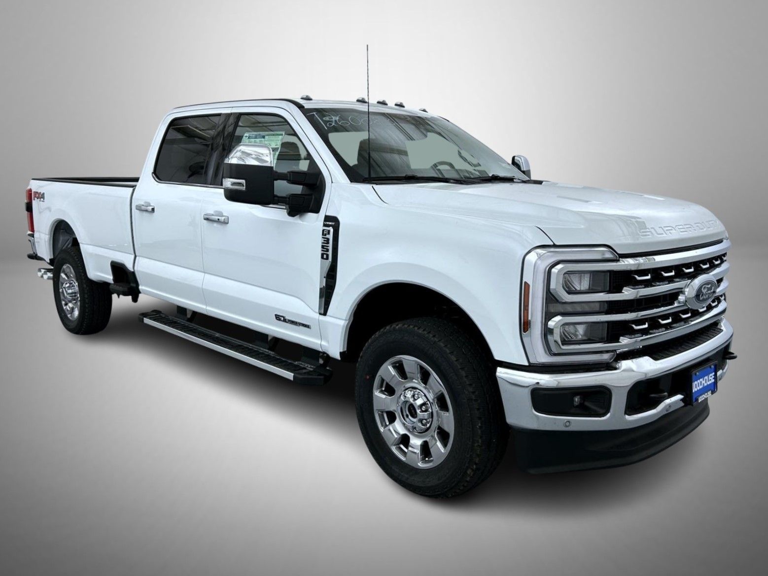 2026 Ford F-350 photo 3