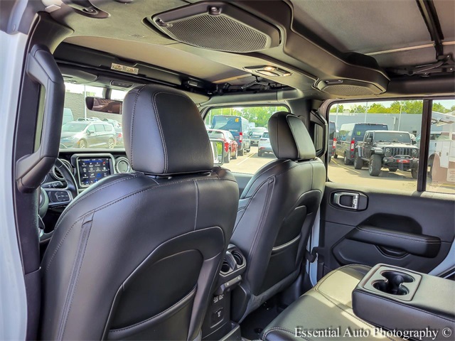 2022 JEEP WRANGLER - Image 11