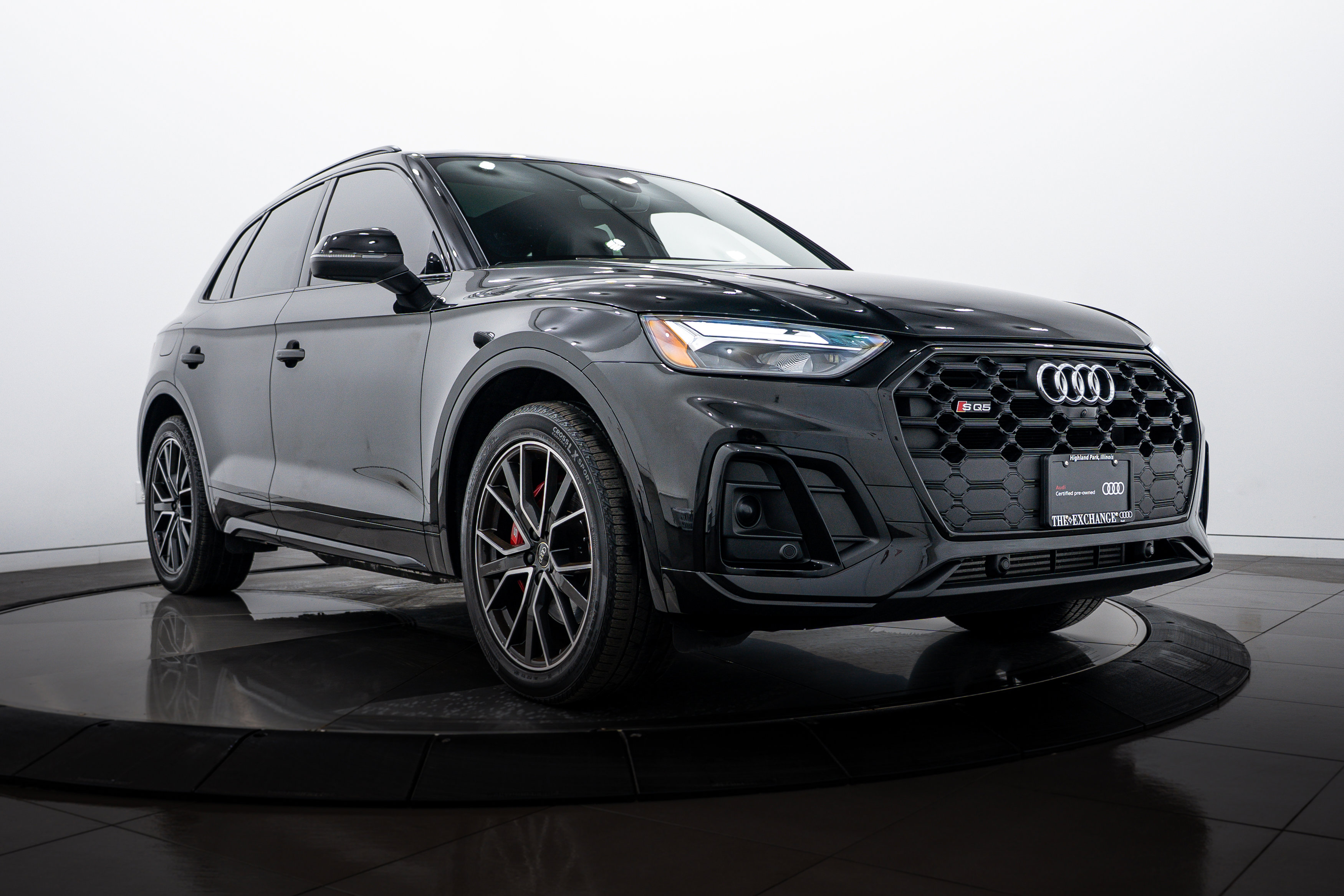 2023 Audi SQ5 Premium Plus's photo