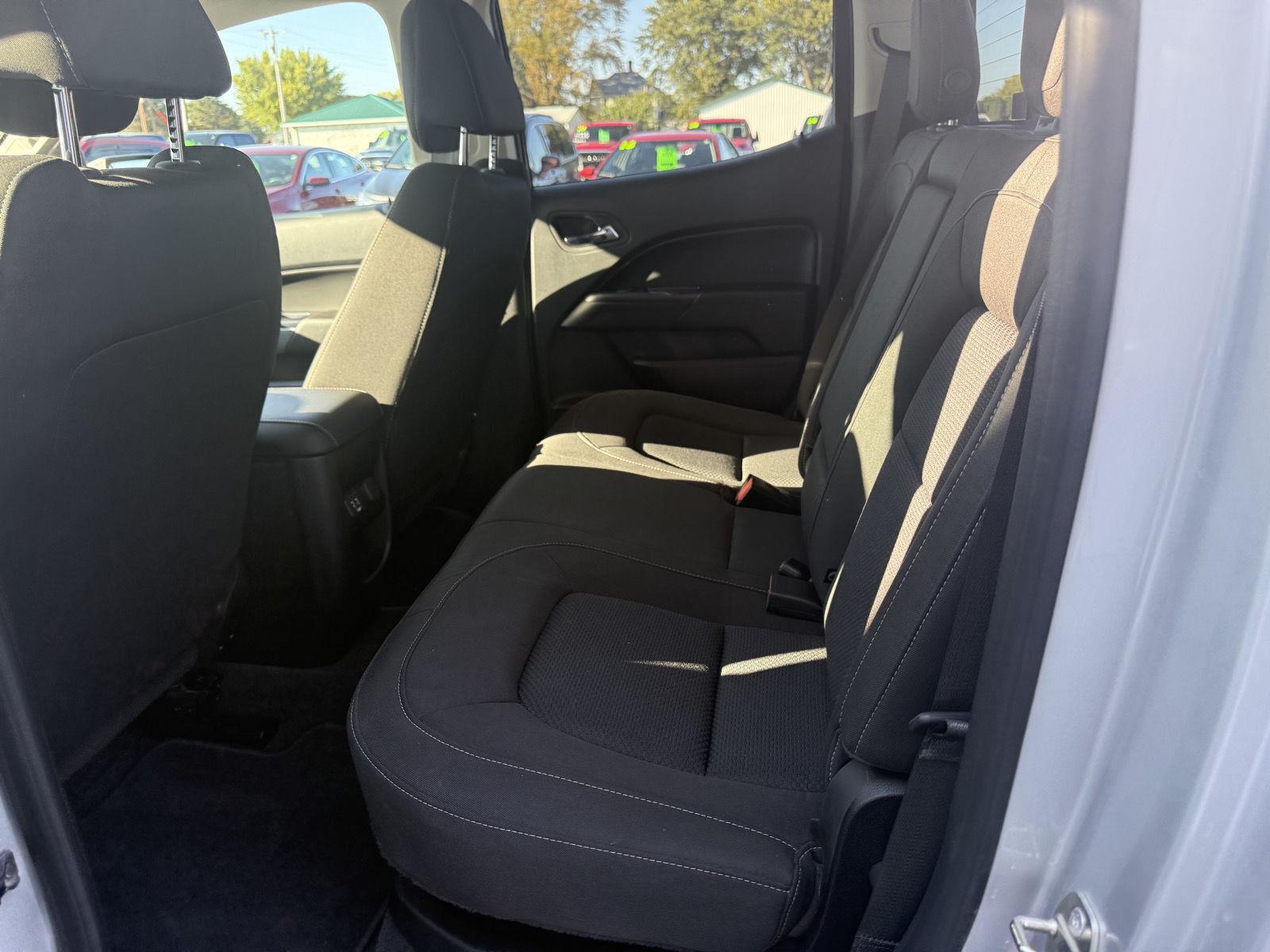 2020 Chevrolet Colorado LT photo 10