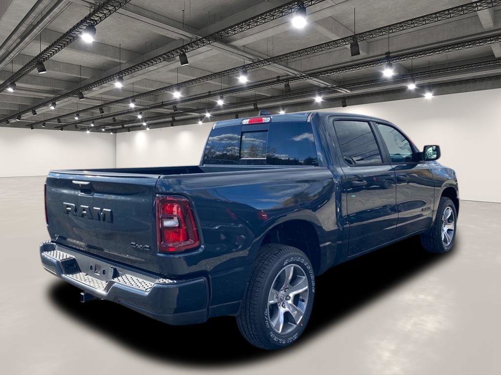 2025 Ram 1500 Tradesman photo 4