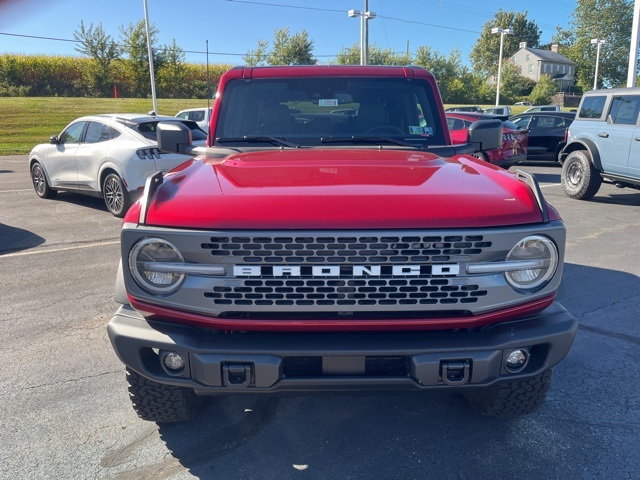 2025 Ford Bronco Badlands photo 2