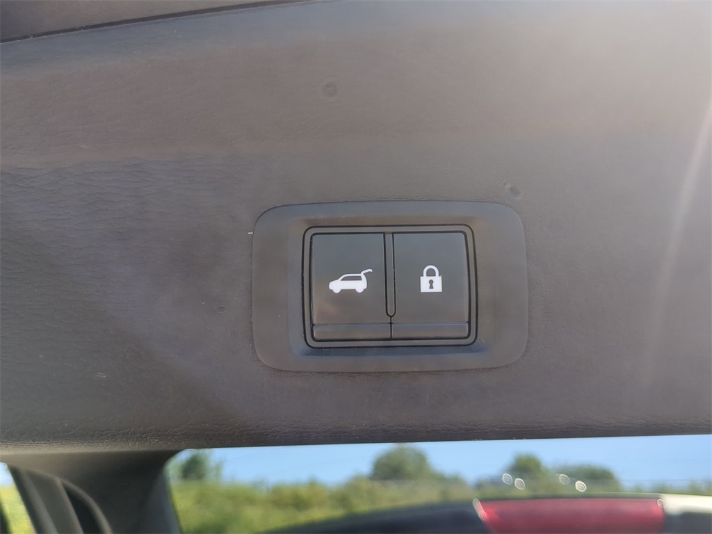 2022 Mitsubishi Outlander SE photo 9