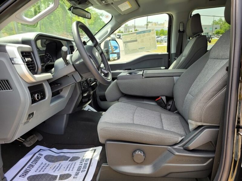 2025 Ford F-250 XL photo 5