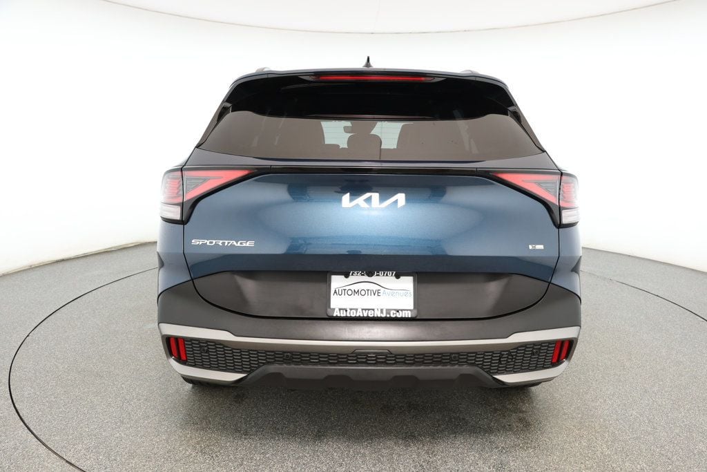 2023 Kia Sportage Plug-In Hybrid X-Line photo 4