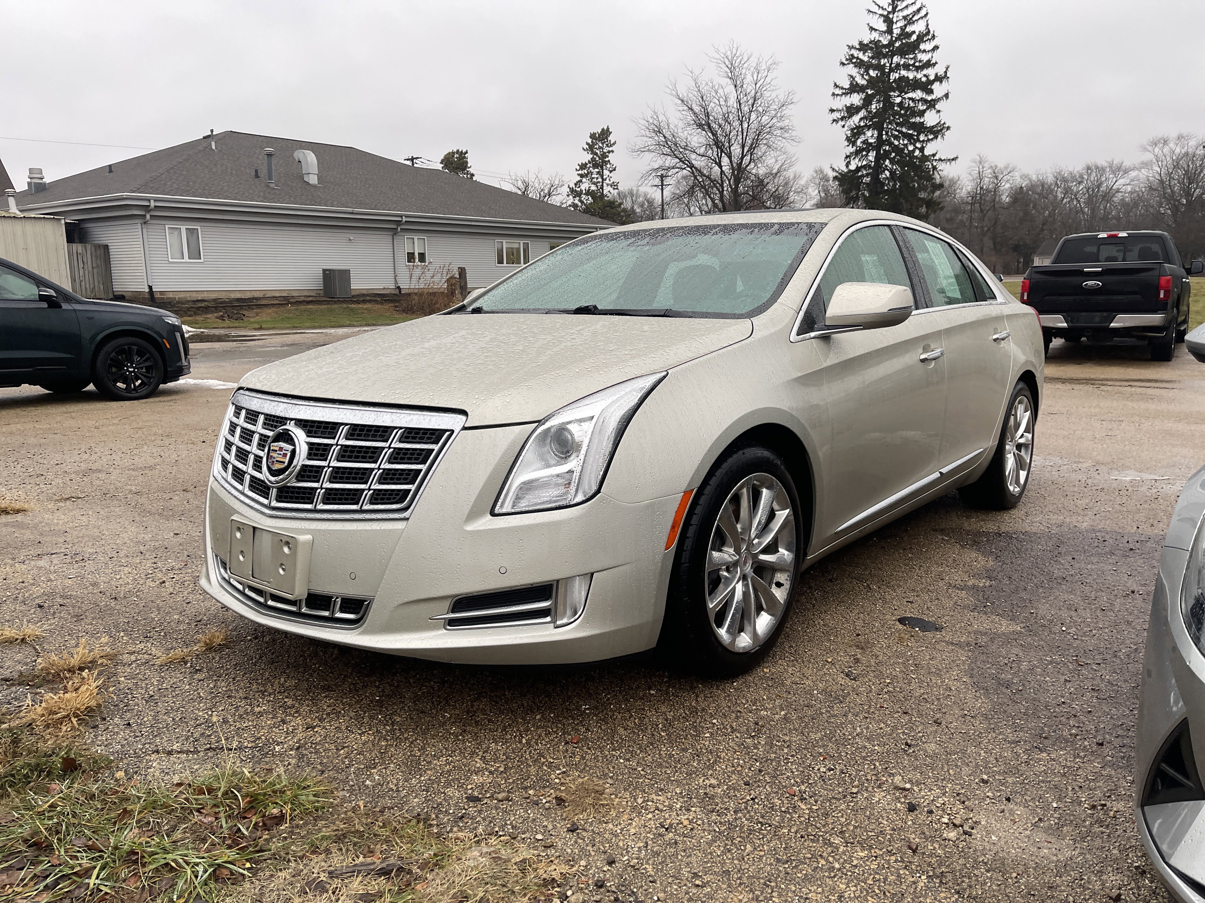 2014 Cadillac XTS Premium Collection's photo