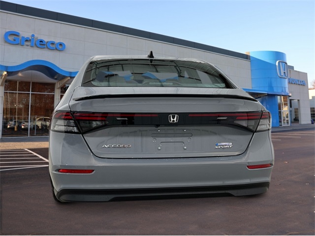 2025 Honda Accord Hybrid Sport photo 3