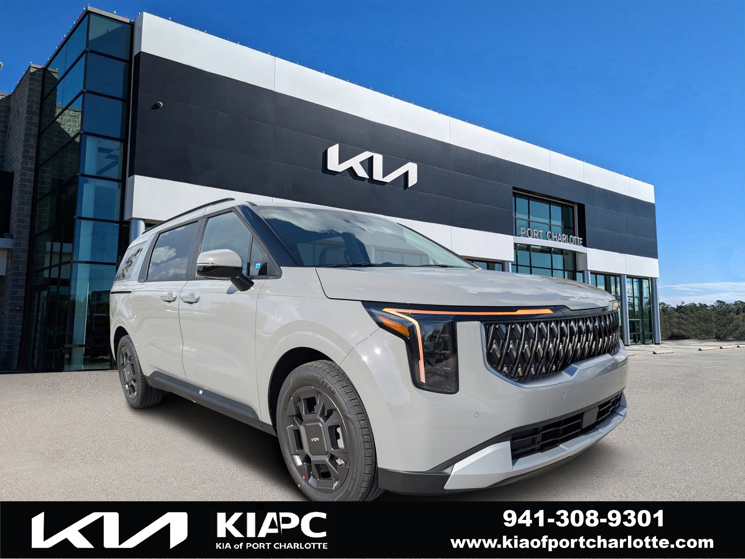 2026 Kia Carnival EX's photo