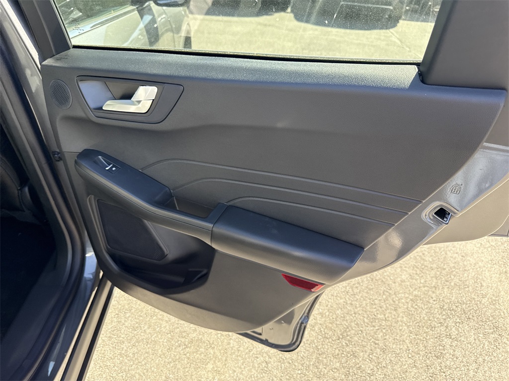 2024 Ford Escape Plug-In Hybrid photo 29