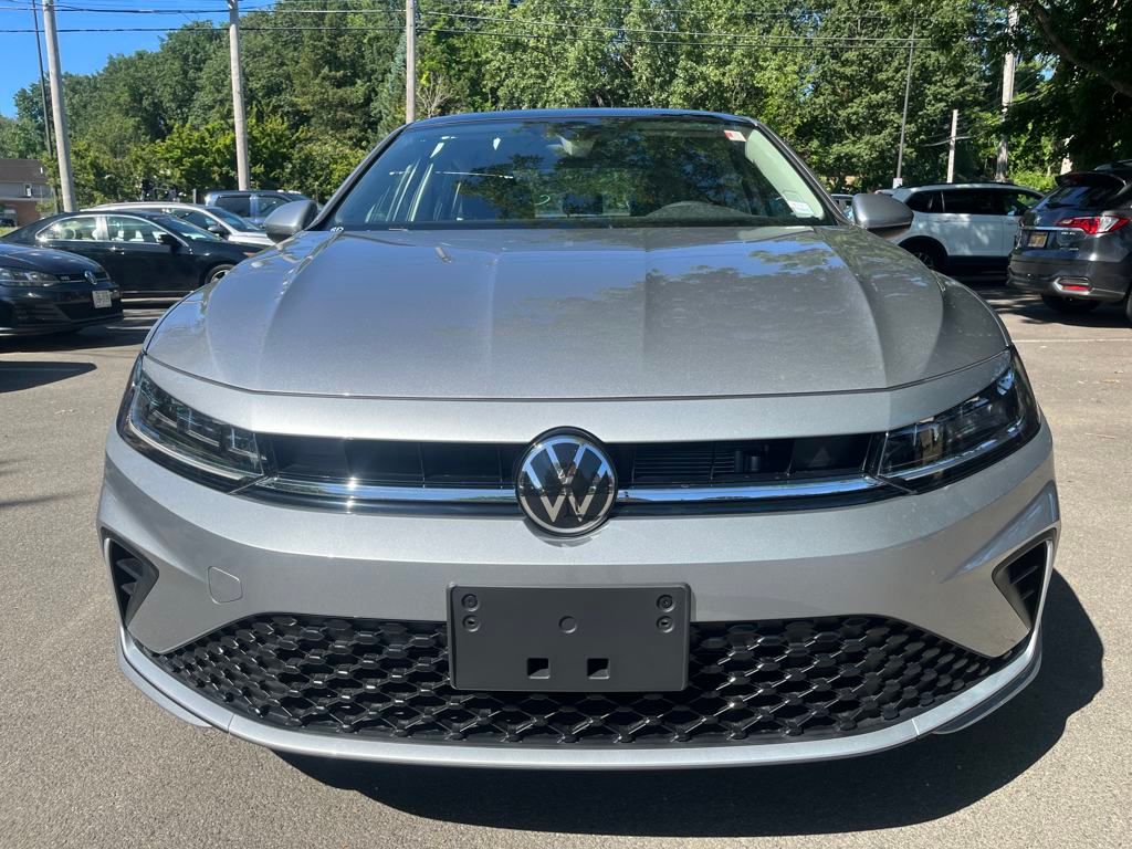 2025 Volkswagen Jetta 1.5T SE photo 3