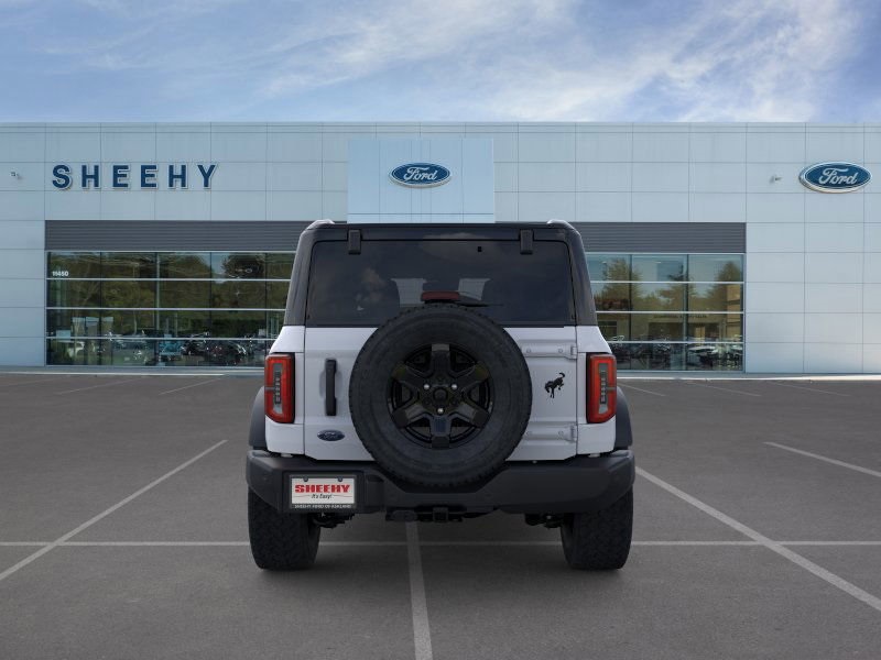 2025 Ford Bronco Outer Banks photo 4