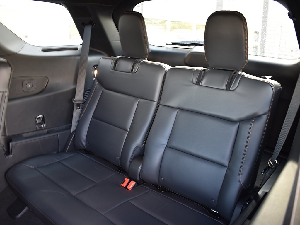 2026 Ford Explorer photo 3