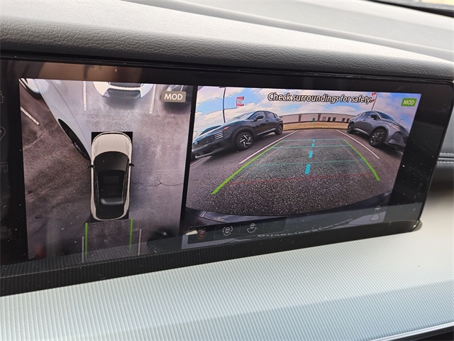 2025 Nissan Murano SL photo 17
