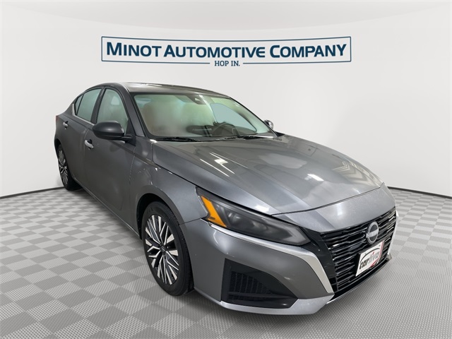 2024 Nissan Altima SV