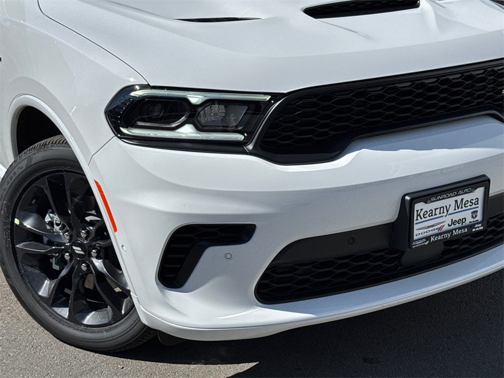 2025 Dodge Durango R/T Plus photo 3