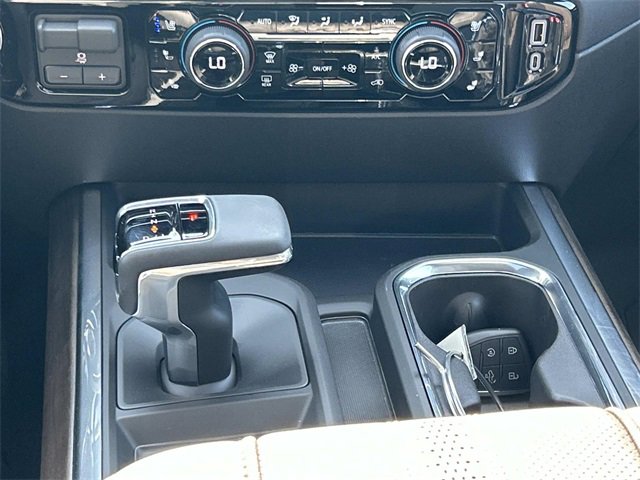 2026 Chevrolet Silverado 1500 High Country photo 16