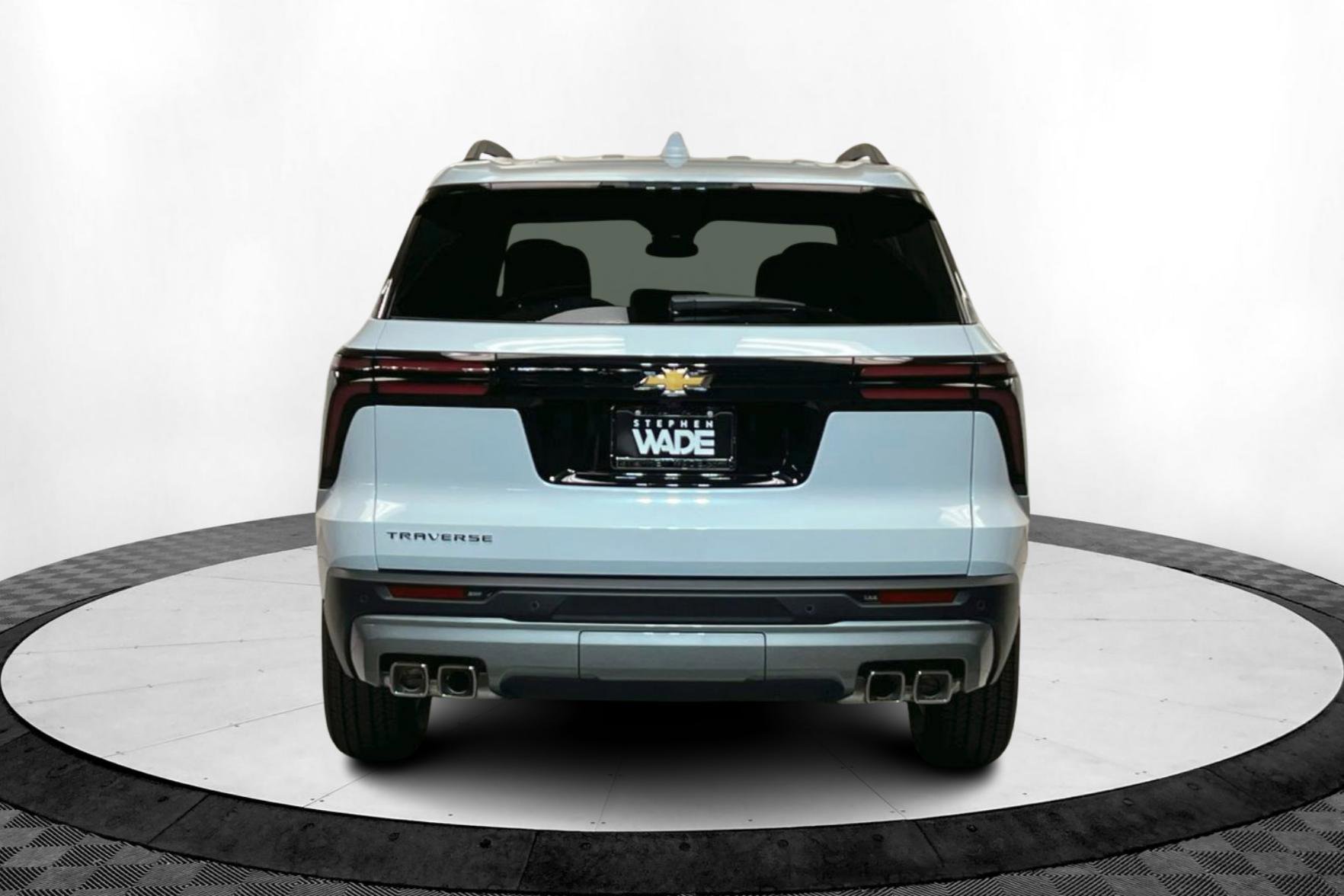 2026 Chevrolet Traverse photo 4