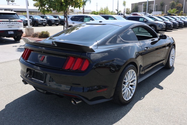 2017 Ford Mustang GT Premium photo 3