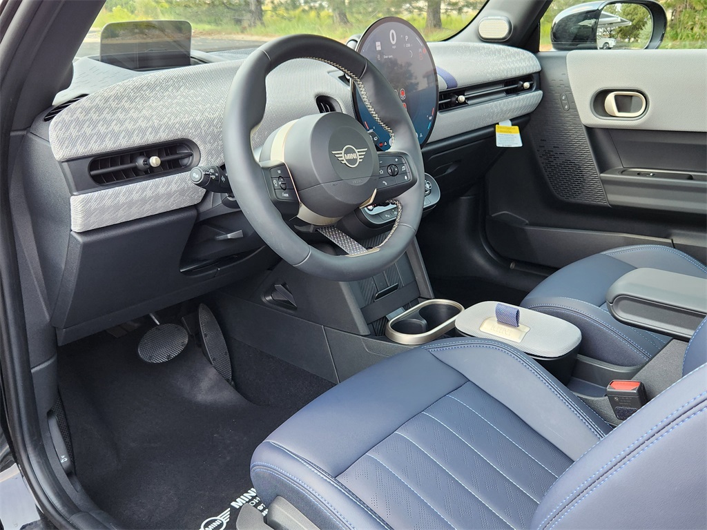 2025 Mini Cooper 2 Door Hardtop photo 14