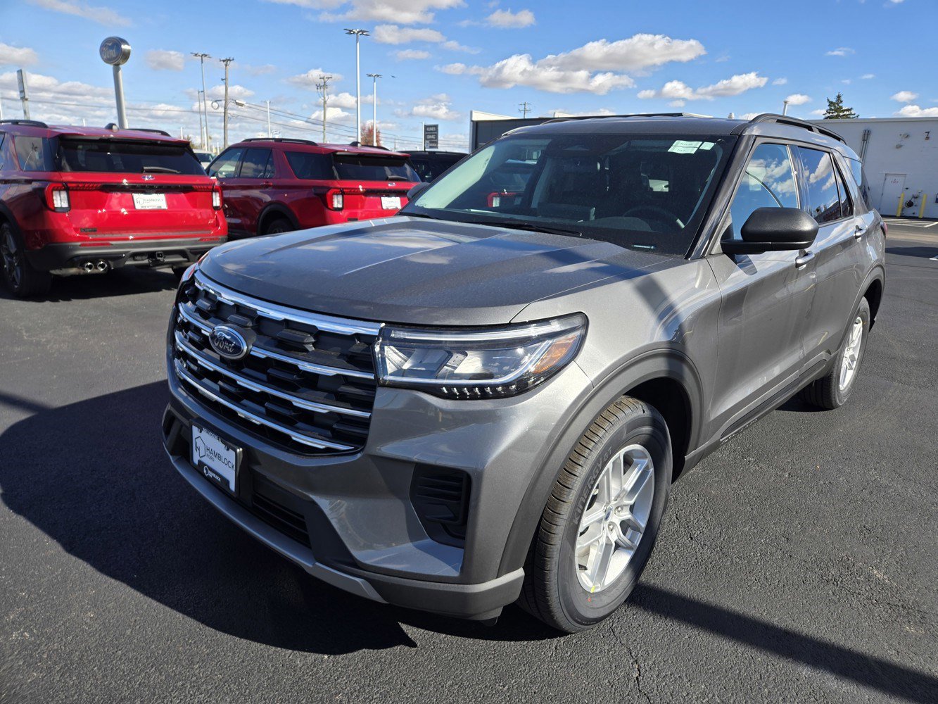 2026 Ford Explorer photo 2