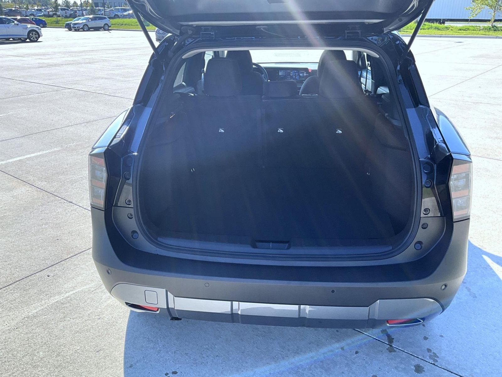 2026 Nissan Kicks SV photo 9