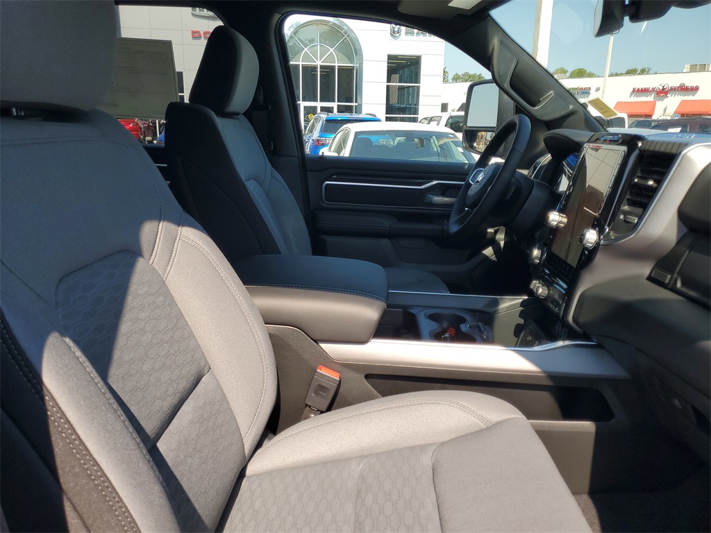 2025 Ram 1500 Big Horn Lone Star photo 28