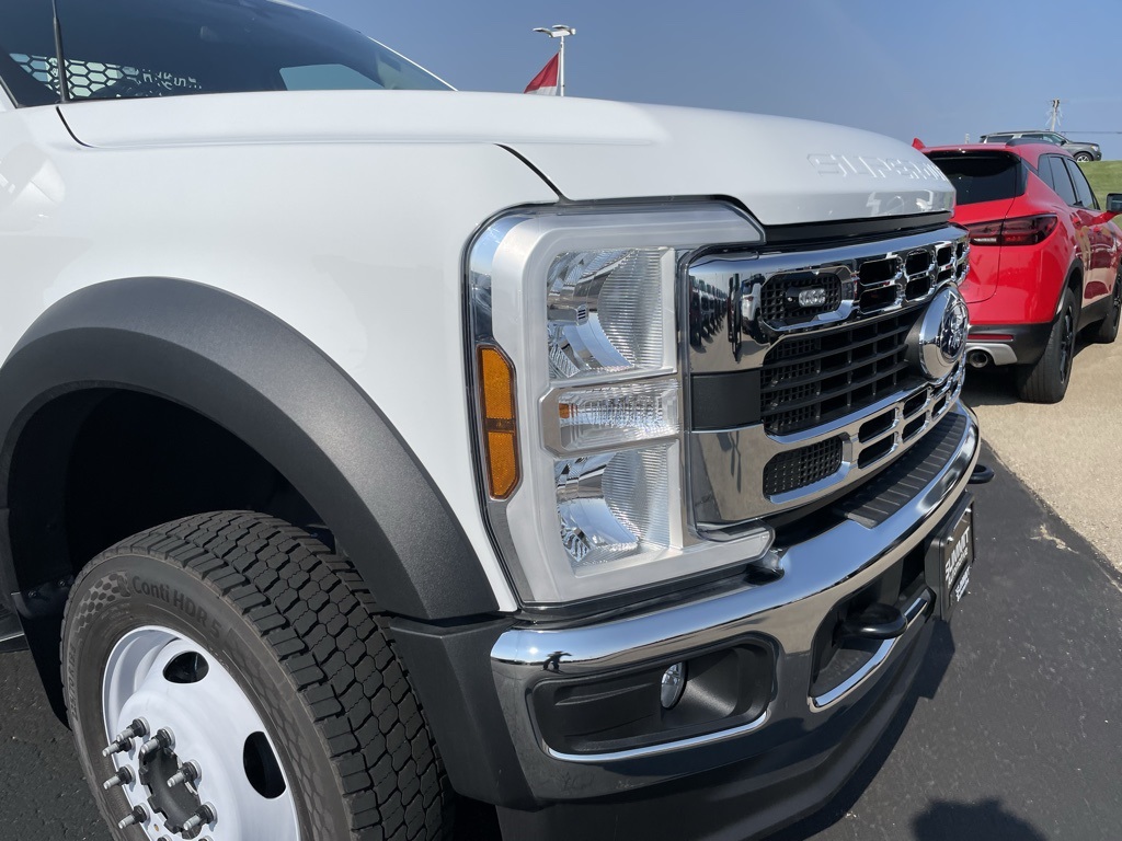 2025 Ford F-550 XL photo 25