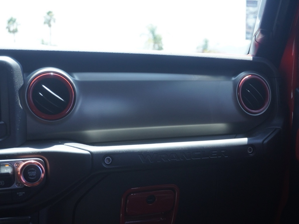 2020 Jeep Wrangler Sport S photo 23