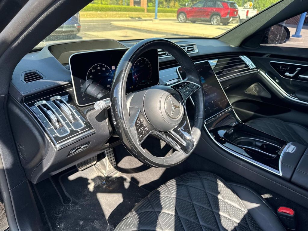 2022 Mercedes Benz S 580 4MATIC photo 16