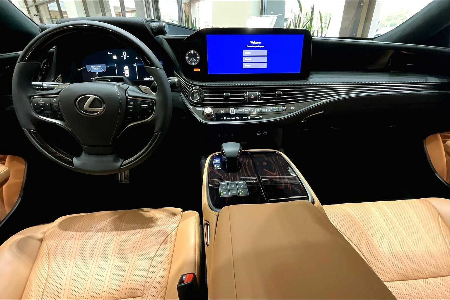 2025 Lexus LS 500 photo 5