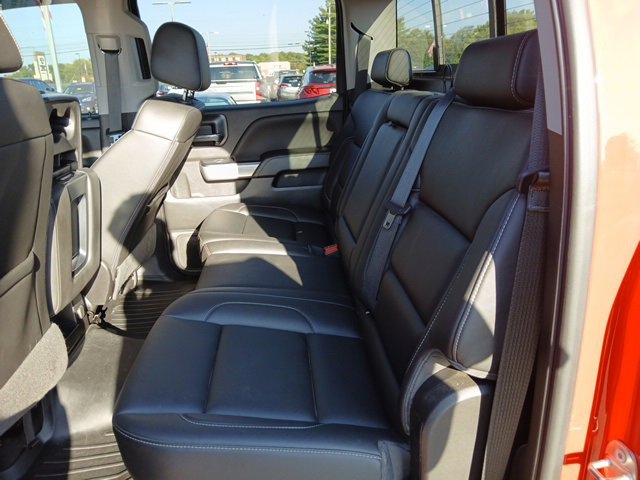 2018 Chevrolet Silverado 1500 LT photo 24