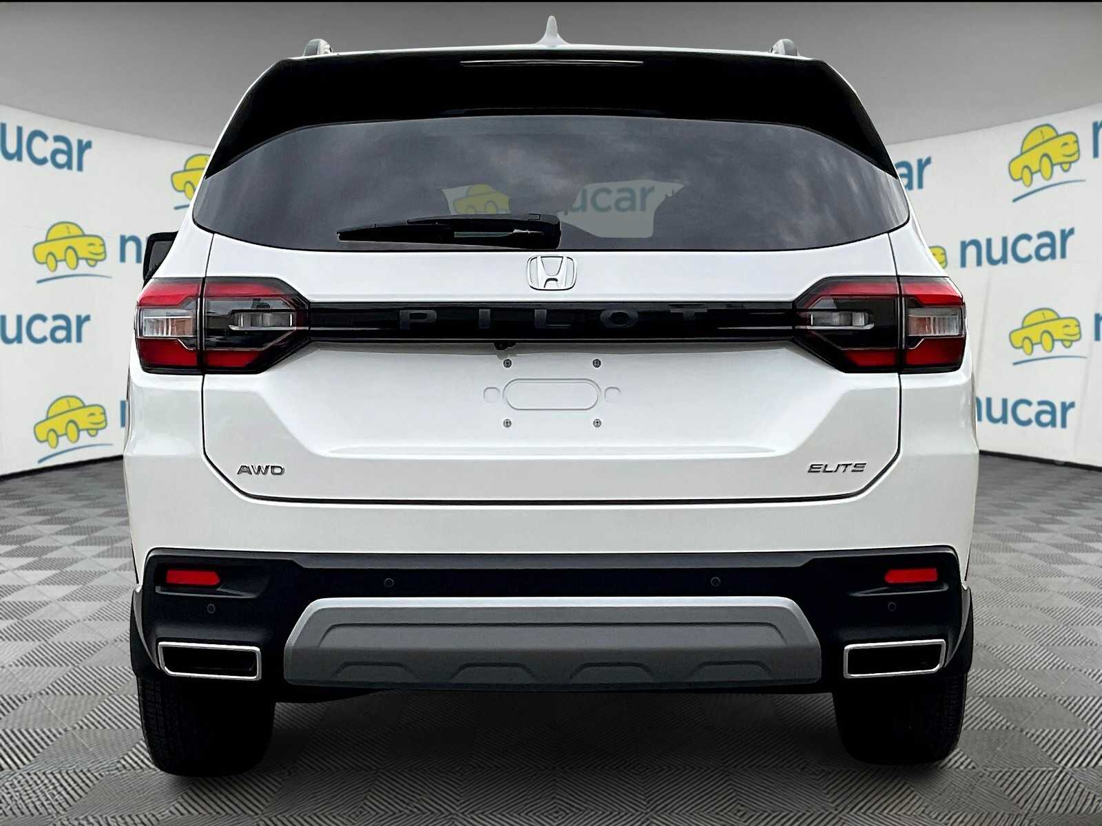 2023 Honda Pilot Elite photo 3