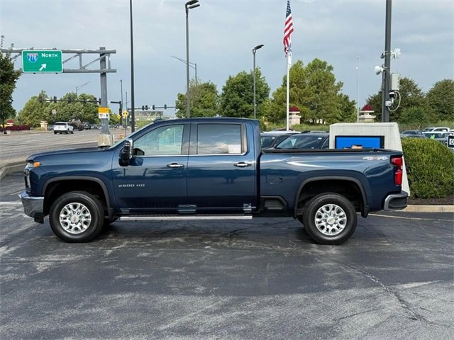 2023 Chevrolet Silverado 2500HD LTZ photo 2