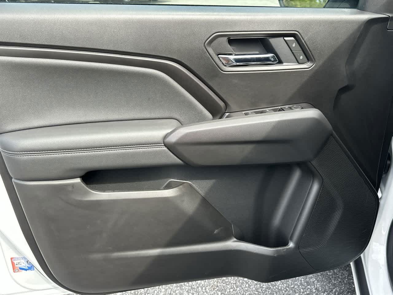 2026 Chevrolet Colorado LT photo 13