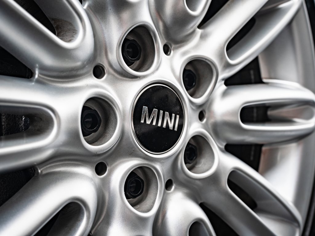 2024 Mini Cooper Hardtop S photo 7