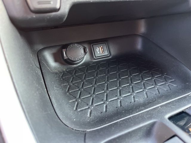 2023 Toyota RAV4 LE photo 25