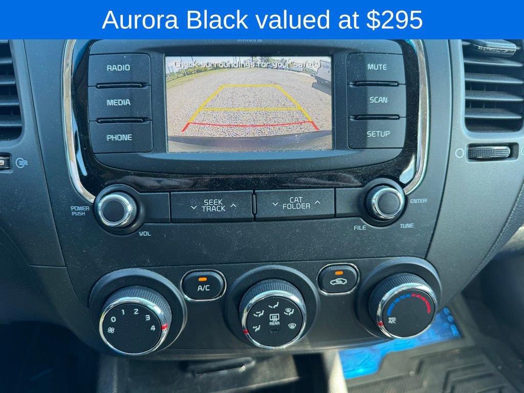 2017 Kia Forte LX photo 3