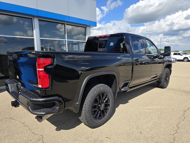 2025 Chevrolet Silverado 2500HD High Country photo 2