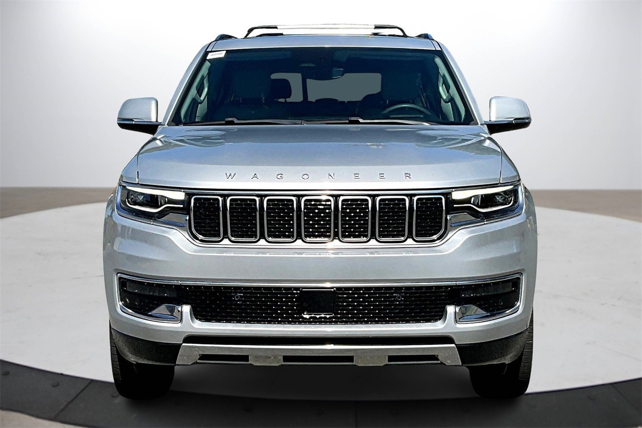 2022 Jeep Wagoneer Series III photo 3