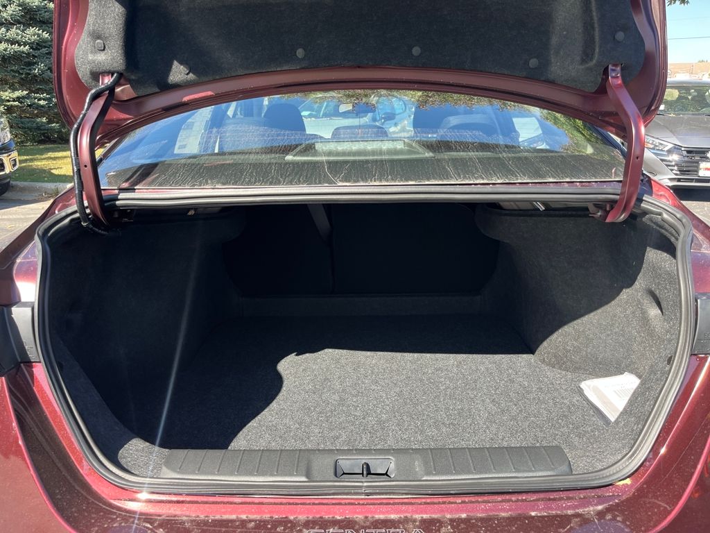 2025 Nissan Sentra SV photo 29
