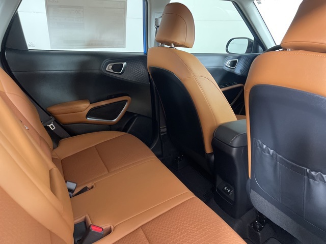 2025 Kia Soul EX photo 18